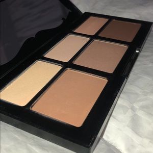 kat von d shade and light contour palette